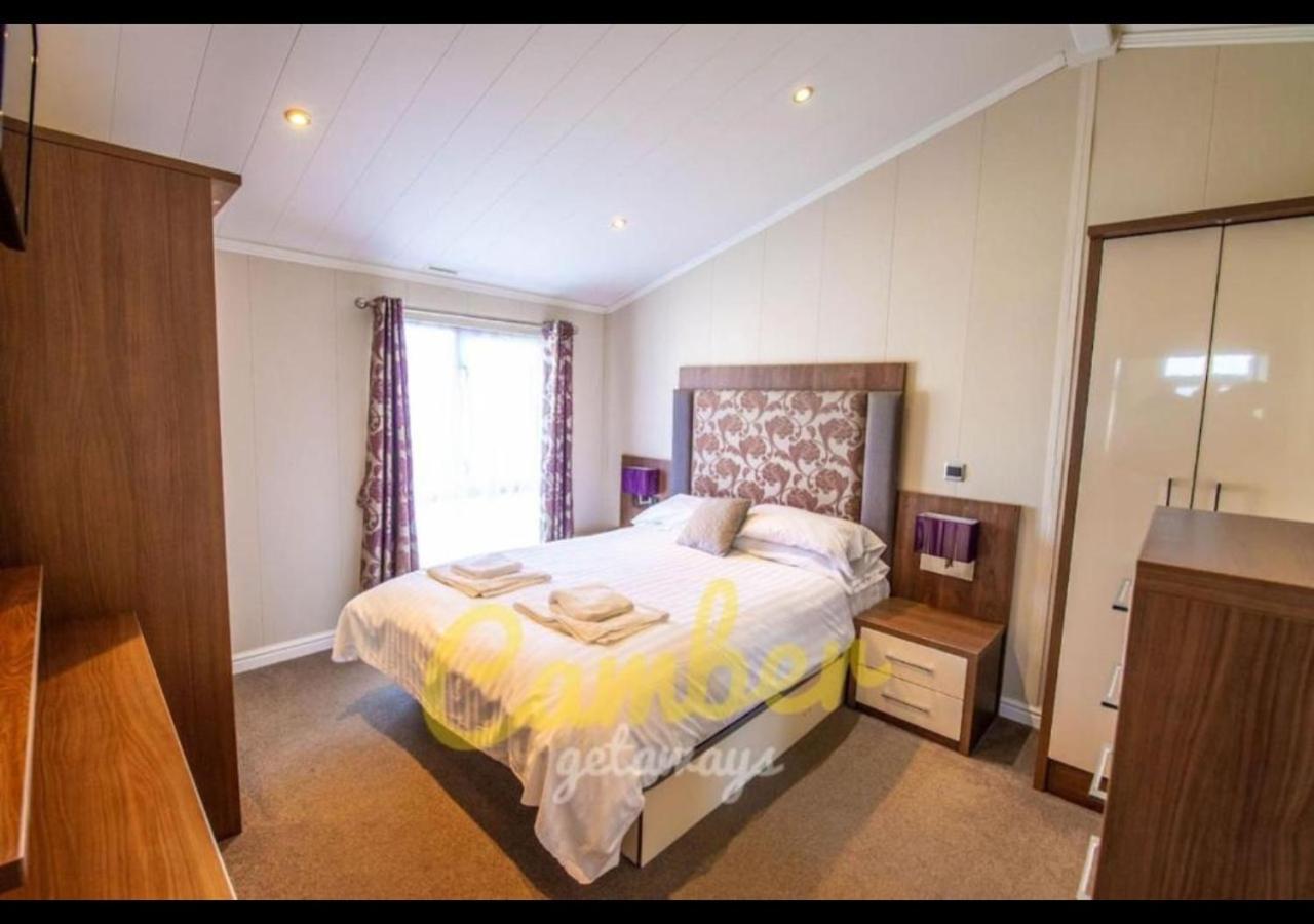 Mp768 - Camber Sands Holiday Park - Huge Lodge - Small Dog Friendly - Sleeps 8 Exteriör bild