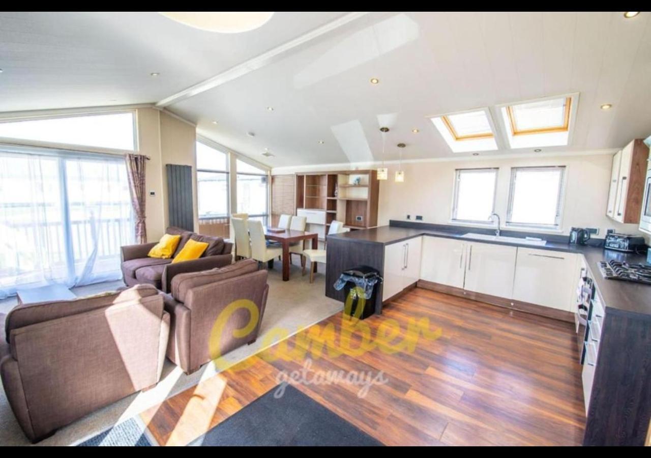 Mp768 - Camber Sands Holiday Park - Huge Lodge - Small Dog Friendly - Sleeps 8 Exteriör bild
